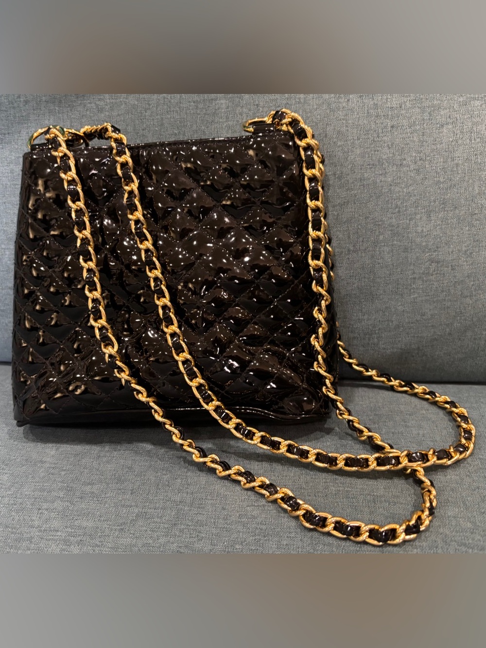 Quilted Small Bag in Black Glossy Faux Patent Leather, Gold/Leather Woven Straps